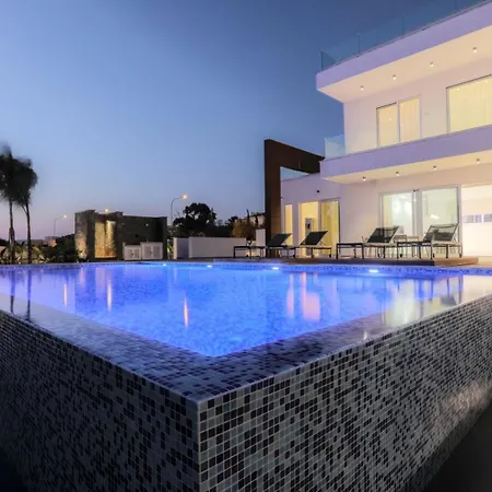 Villa Sea Pearl Beachfront - Anemone *